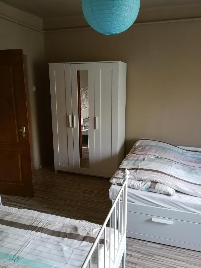 Zso-Ze Apartman Tiszafured Luaran gambar