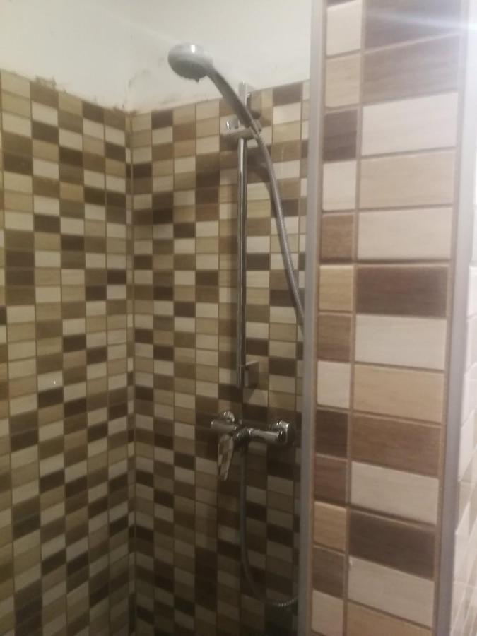 Zso-Ze Apartman Tiszafured Luaran gambar