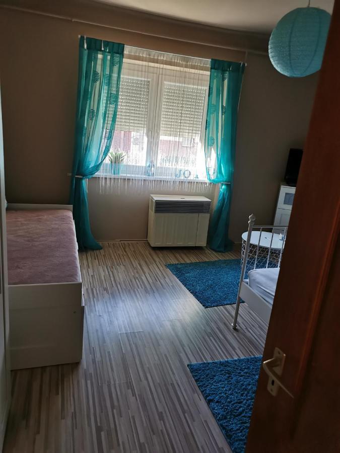 Zso-Ze Apartman Tiszafured Luaran gambar