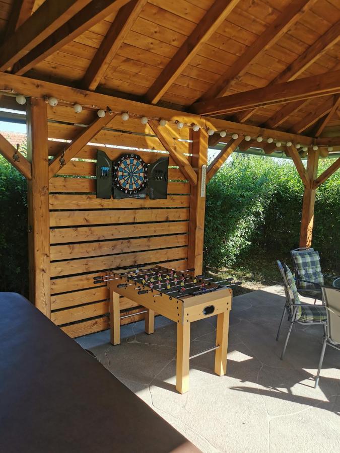 Zso-Ze Apartman Tiszafured Luaran gambar